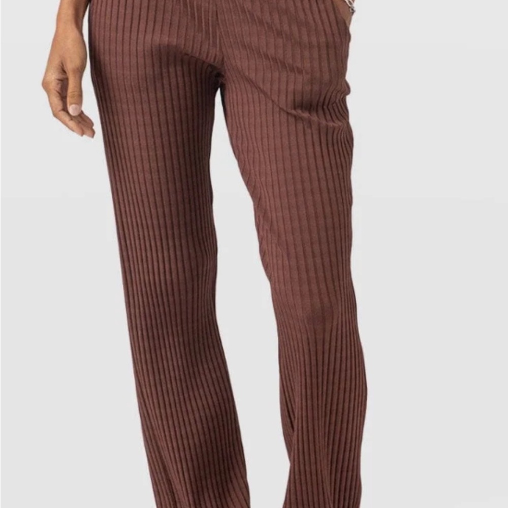 Elegant Brown Ribbed Women's Trousers